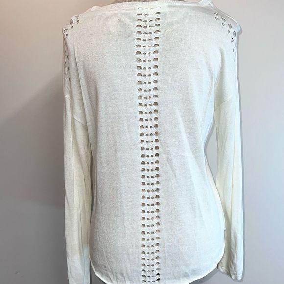 NWOT Two by Vince Camuto Hole Knit Linen Blend Sweater Sz S - Picture 5 of 9